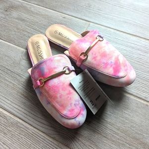 Women's Slip-on shoes size 8